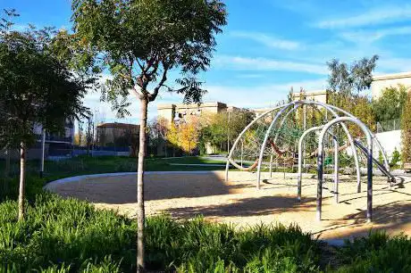 Photo de Plaça de les Dones de Nou Barris