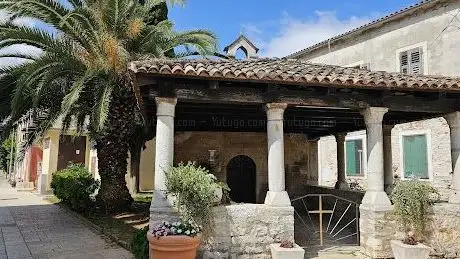 Photo de Church of the Blessed Virgin Mary