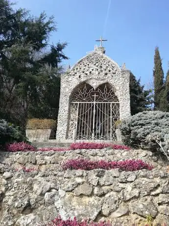 Photo de Cappella Votiva della Madonna della Pace