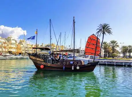 Photo de Boat Trips “Profeta†Junco Chino Benalmádena