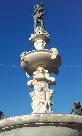 Photo de Tomba della Montagnola