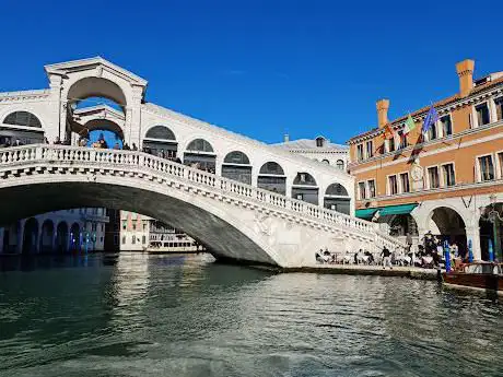 Photo de Palazzo dei Dieci Savi