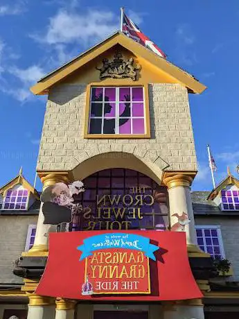 Photo de Gangsta Granny: The Ride