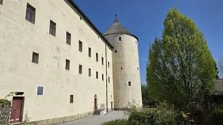 Photo de Schloss Ottenschlag