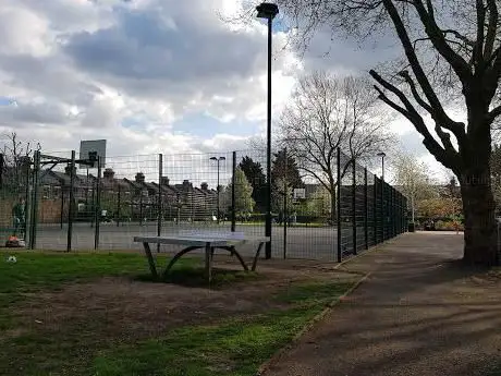 Photo de Queen's Park Gardens