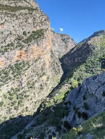 Photo de Terrazzo Panoramico sulle gole del Raganello