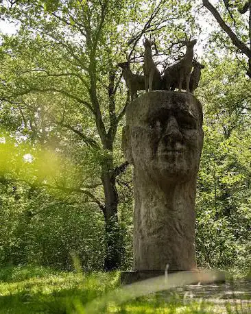 Photo de Le Gardien (statue géante)