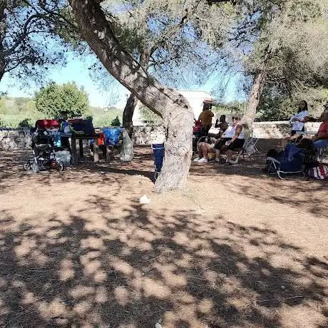 Photo de Area pic nic - barbecue