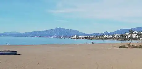 Photo de Paseo maritimo Sabinillas