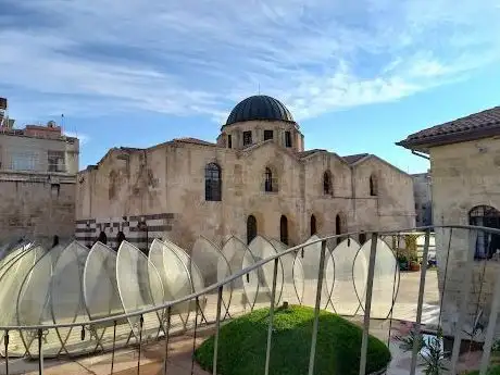 Photo de Omer Ersoy Cultural Center