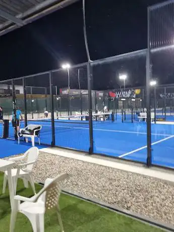 Photo de Cupra Padel Center Rende