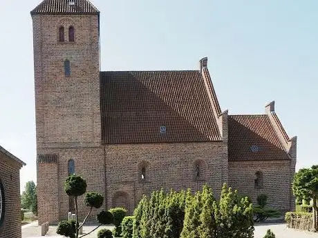 Photo de Tirsted Kirke