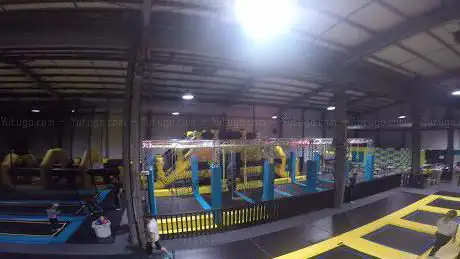 Photo de Trampoline Park - Le Mans