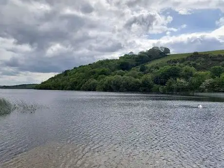 Photo de Lough Derravaragh Car Park