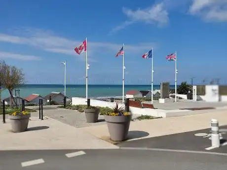 Photo de Plage de Luc sur mer