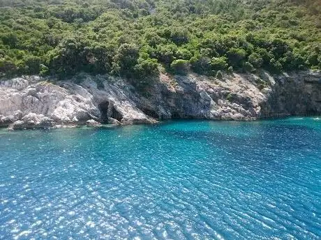 Photo de Blue Cave