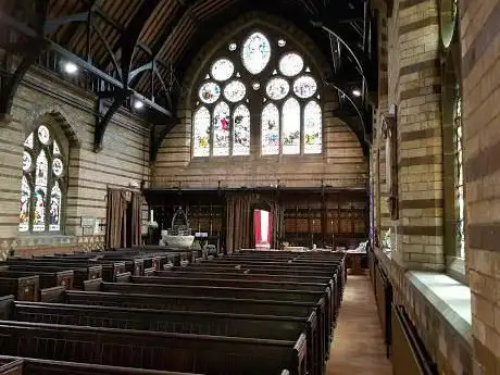 Photo de St John The Divine C Of E Church