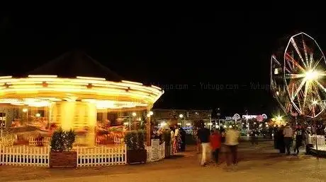 Photo de İnegöl Lunapark Cevahir Eğlence Merkezi