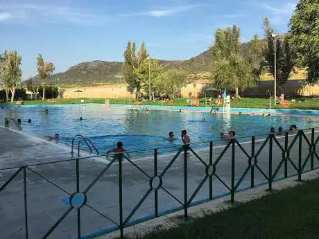 Photo de Municipal Pool Arroyo de San Servan