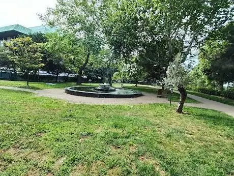Photo de Şişli Habitat Parkı