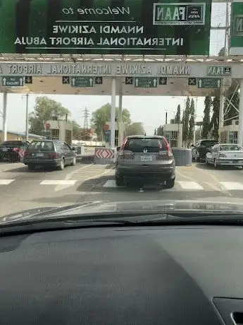 Photo de Lekki Road Unwana