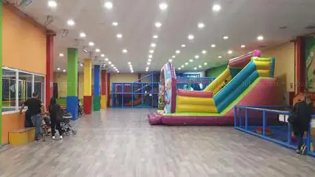 Photo de Parc Infantil Diverparc