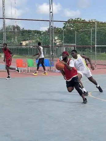 Photo de Lasu Basketball Court