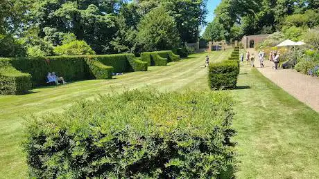 Photo de Mulgrave Estate Garden