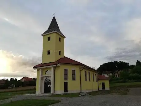 Photo de Crkva Srce Isusovo