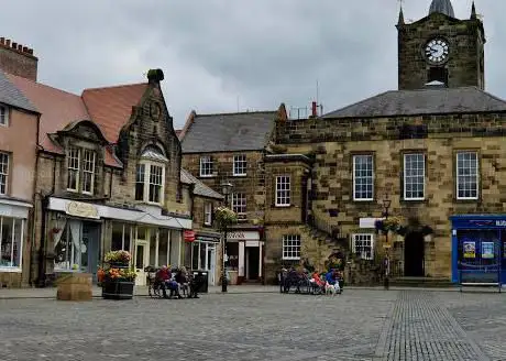 Photo de Tourist Information Centre & Library