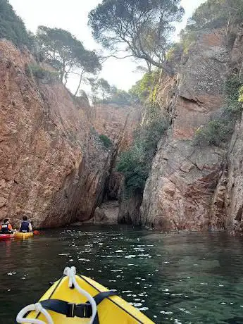 Photo de Escola de vela i caiac Sant Pol - Costa Brava