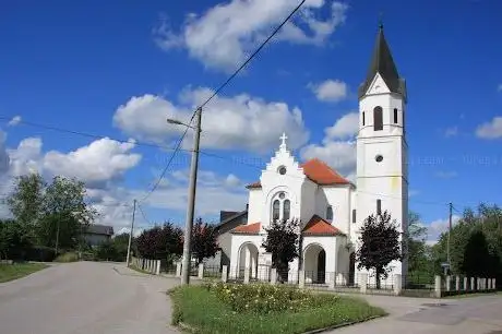 Photo de Church of Sts. Fabian and Sebastian