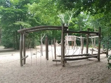 Photo de Spielplatz Humboldthain Süd