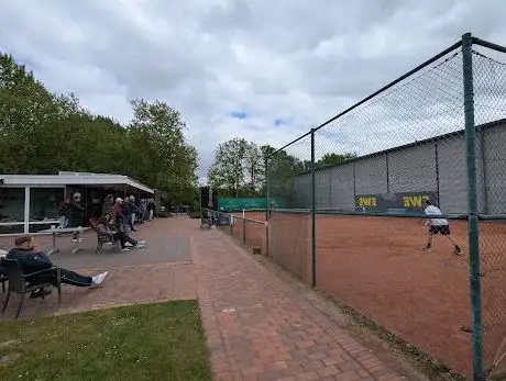 Photo de Tennisverein Grün-Weiss e.V. Bad Zwischenahn