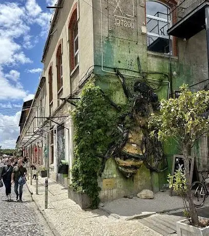 Photo de Bumblebee de Bordalo II