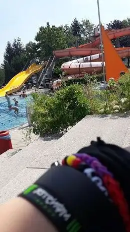 Photo de Freibad APUMARE