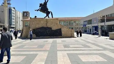 Photo de Maarif Maydanı