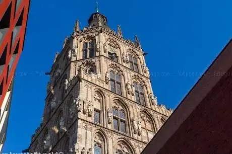 Photo de Glockenspiel des Ratsturms