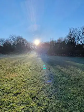 Photo de Fern Bank Recreation Ground