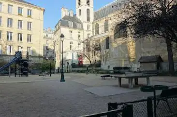 Foto de Square Charles-Victor Langlois