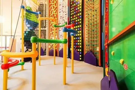 Photo of HAPIK Salle d'escalade 100% fun