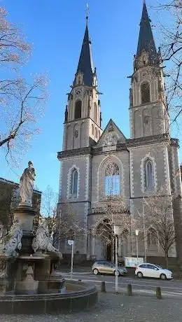 Photo de Stiftskirche Sankt Johannes Baptist und Petrus