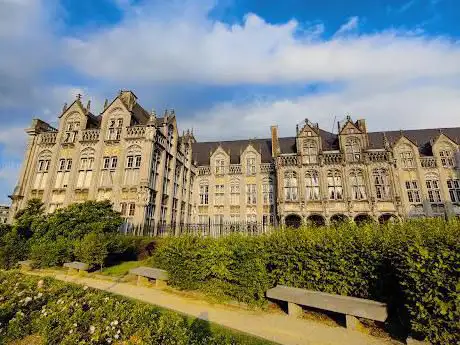 Photo de Palais Provincial