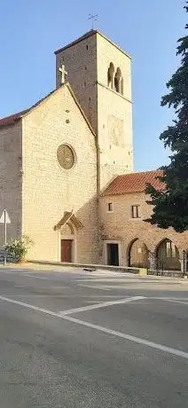 Photo de Dominican Monastery of the Holy Cross
