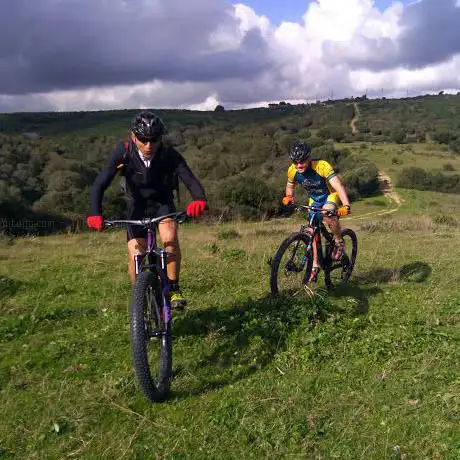 Photo de Centro BTT Alcornocales Estrecho de Gibraltar Los Barrios
