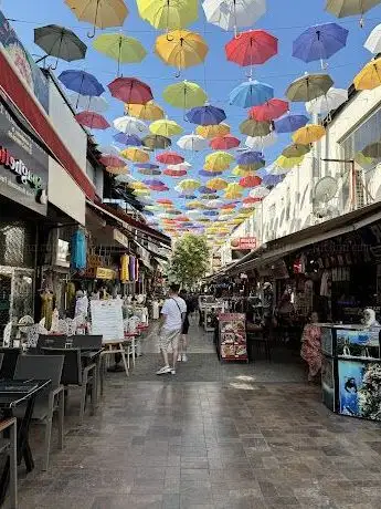 Photo de Umbrella Street