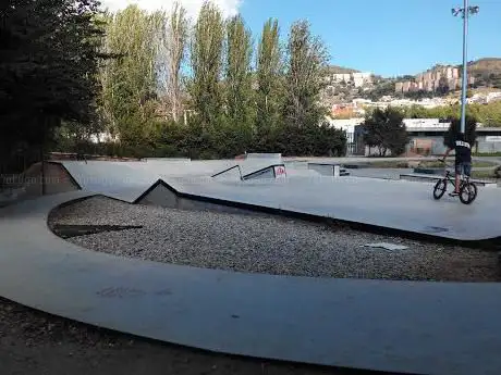 Photo de Nou Skatepark Santa Coloma