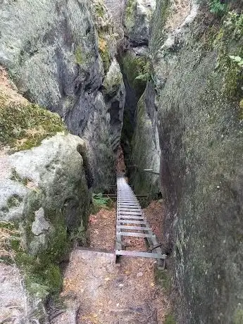 Photo de Narrow Steps