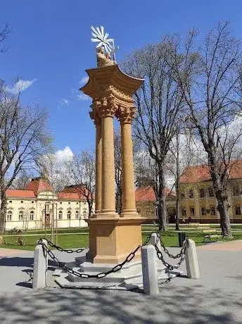 Photo de Gradski park Vinkovci