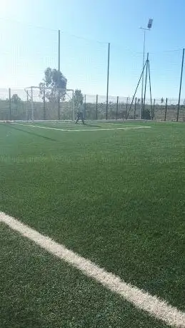 Photo de ملعب الحي الصناعي أولاد صالح